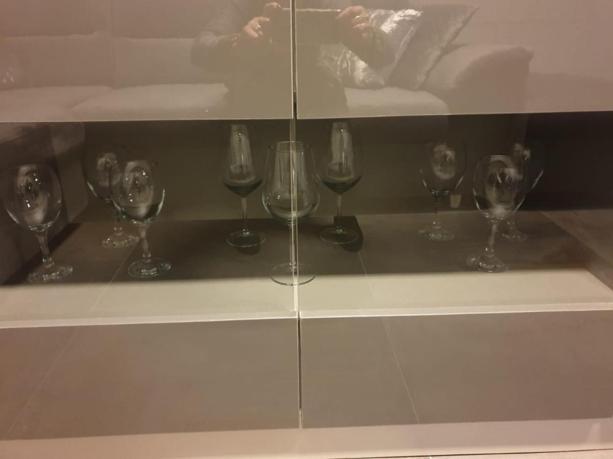 Apartament Skarbowa 1& Parking Leszno  Kültér fotó