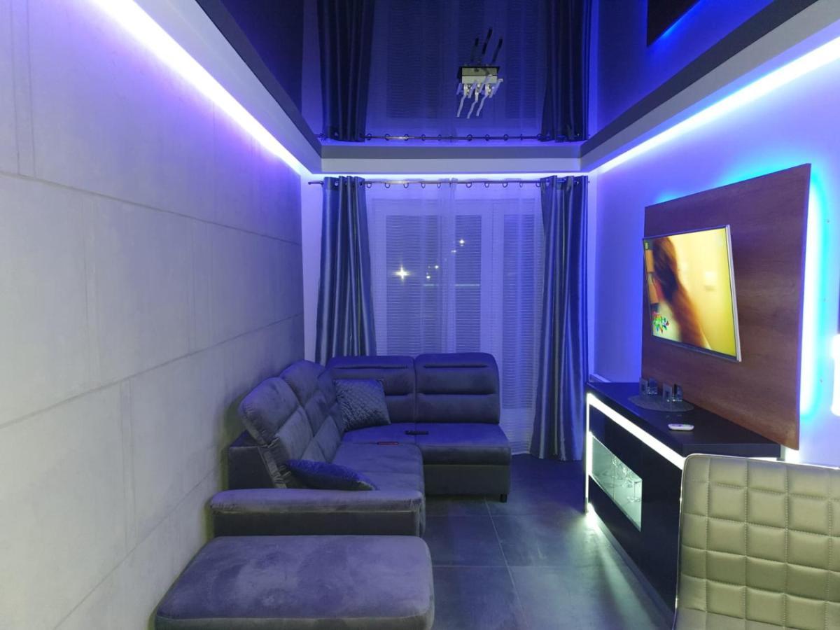 Apartament Skarbowa 1& Parking Leszno  Kültér fotó